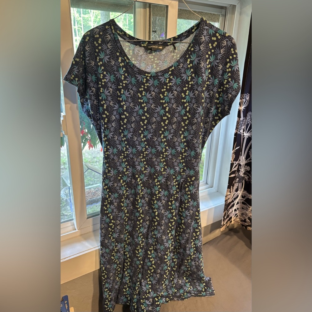 Toad&Co Black Sheath Dress with Dolman Sleeves